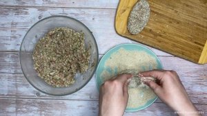 Котлеты с сюрпризом внутри. Рецепт сочных, нежных котлет с сыром внутри.