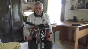 Как научиться играть на Кирилловской гармони.