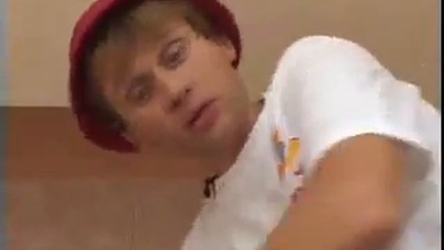 поклейка и покраска потолочных обоев смотреть онлайн