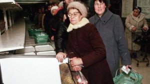 "ПРОШЛОГОДНИЕ ГЛАЗА"... (ВИА "Самоцветы")....wmv