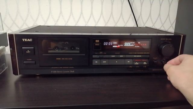 Кассетная дека Teac V-680 и проверка на запись. смотреть онлайн