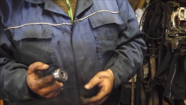 Замена сцепления на Volvo 940 GL 2,3 л; КП М47 смотреть онлайн