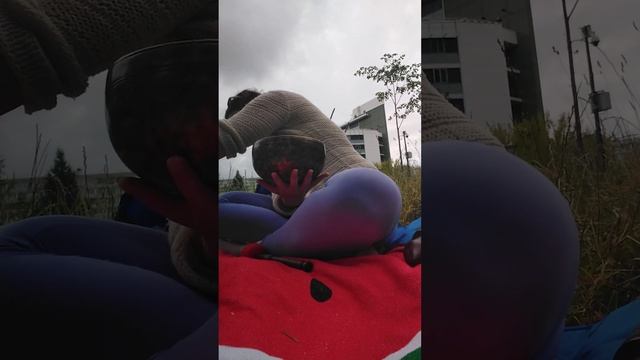 Тибетские поющие чаши, медитация в Парке Яуза. Музыка для гармонизации ума и повышения вибраций смотреть онлайн