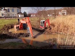 Экскаватор застрял