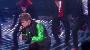 Justin Bieber "Santa Claus is Coming To Town" X Factor Finals (HD).mov