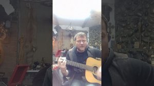 Заберу с собою я землицы горсть .Под гитару .