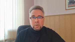 Как происходит извещение о необходимости явки в суд: Процедура, порядок, могут ли прислать СМС