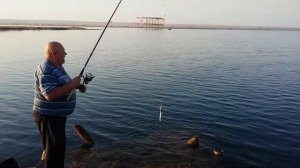 Рыбалка на черном море Крым,село. Межводное