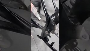 покраска мотоцикла в черный глянец