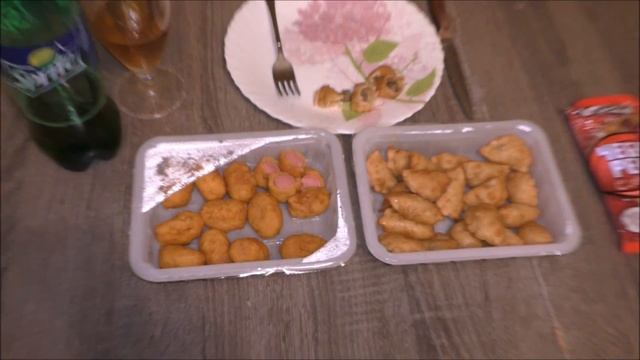 Чебупели, Бельмеши, Хотстеры, Чебуреки - горячая штучка, обзор и отзыв смотреть онлайн