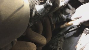 VW Polo -04 9n Lambda sensor replacement