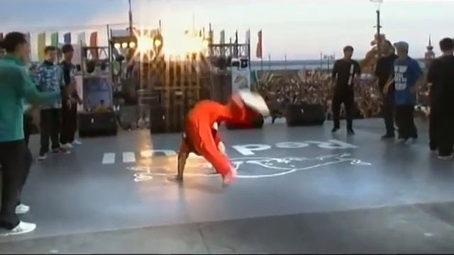 Zames Crew VS Predatorz (Final BOTY Russia 2010) part2 смотреть онлайн