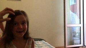 Украшаем волосы! Приклеиваем стразы на волосы.