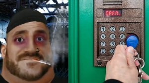 Твой домофон в подъезде это: