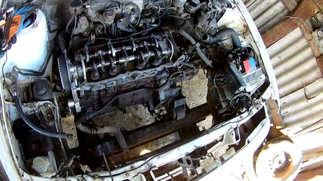 протягиваю ГБЦ заливаю масло произвожу первый пуск двигателя смотреть онлайн