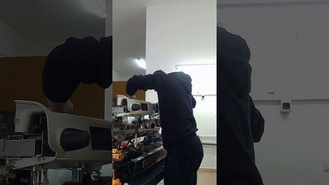 Espresso Machine La Cimbali M100 VALMIR ALUSHAJ ALBANIA смотреть онлайн