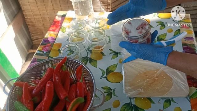 Маринованный острый перец