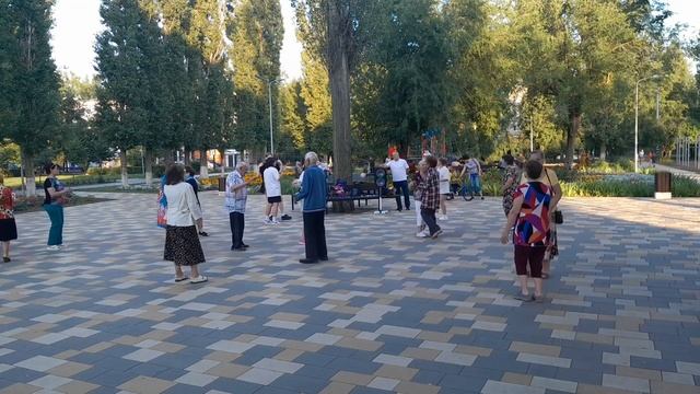 А я не смог уйти смотреть онлайн