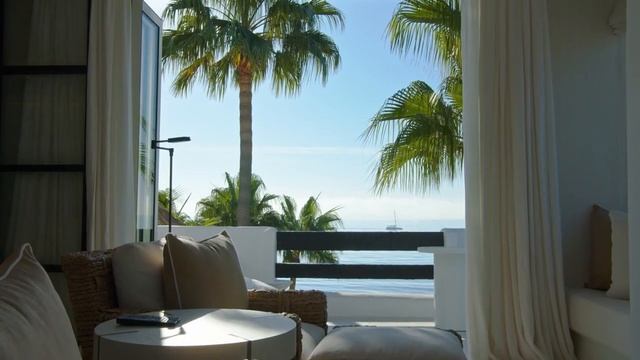 Самая дорогая квартира в Испании, Марбелья. Недвижимость на Золотой Миле, Puente Romano смотреть онлайн