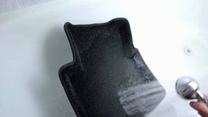Как чистить ворсовые коврики // How To Clean Textile Floor Mats