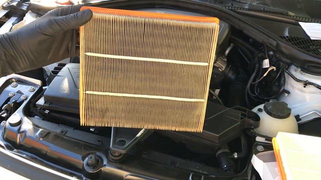 How to replace your Air Filter on a BMW F30 320i смотреть онлайн
