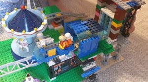 Парк аттракционов Lego