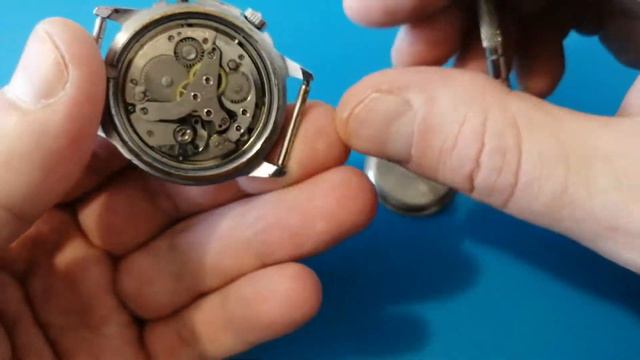 Обзор Полёт сигнал штурманские. Часы с будильником. смотреть онлайн