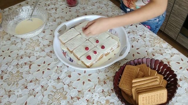ПРИГОТОВИЛА ТОРТ САМА!!!//Сделала подарок маме и папе.//Как сделать торт?//Taya Lucky