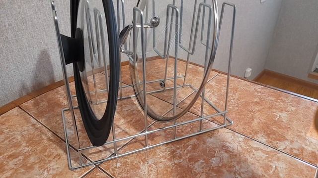 Подставка для крышек/Держатель кухонных принадлежностей/Полка в шкаф для кухни/Комфорт Plus/Обзор смотреть онлайн
