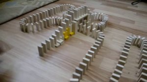 Домино цепная реакция. Радуга.