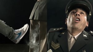 Пинок под зад