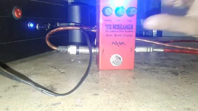 IBANEZ Tube Screamer (TS-808) Clone смотреть онлайн