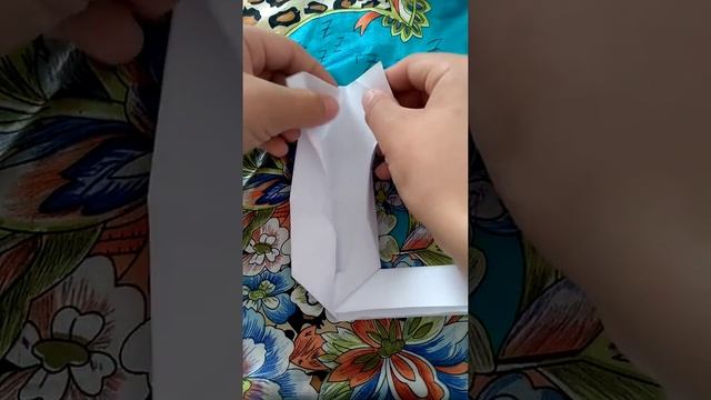 Как сделать бумеранг из бумаги смотреть онлайн