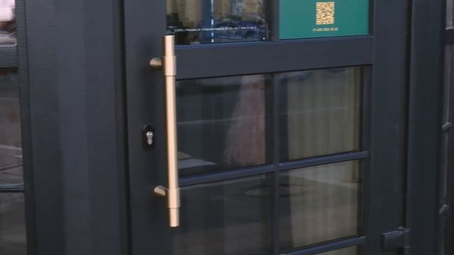 Дверные ручки из латуни и дерева смотреть онлайн