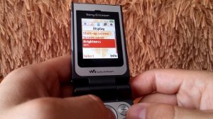 Sony Ericsson W380i Recenzja , Dzwonki , Gry , Bateria , Demontaż i Omówienie telefonu z 2008 roku