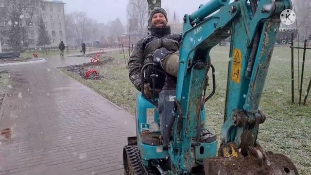 Коп миниэксковатором . Доделали заказ .