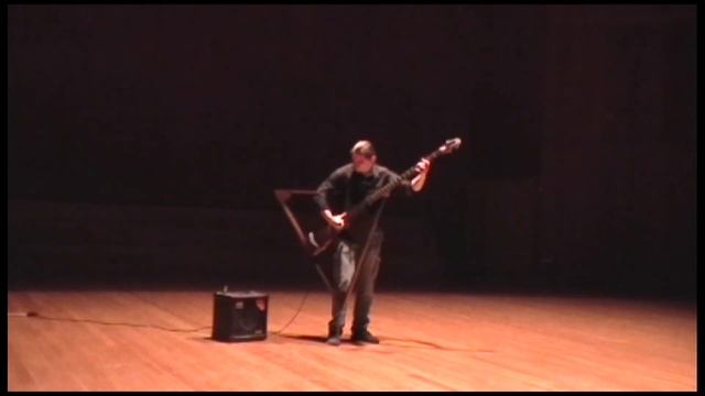 Контрабас-балалайка (Пьезо+магнит.электро,разборная) смотреть онлайн