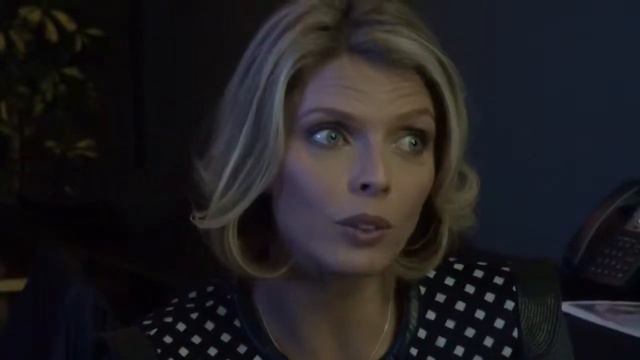 Flora Coquerel, Sylvie Tellier et Jean-Pierre Foucault répondent aux questions des lecteurs смотреть онлайн