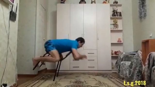 Необычное отжимание со стула 10 раз смотреть онлайн