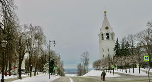 Колокольный звон. Колокольня Спасо-Преображенского собора в Нижегородском кремле.