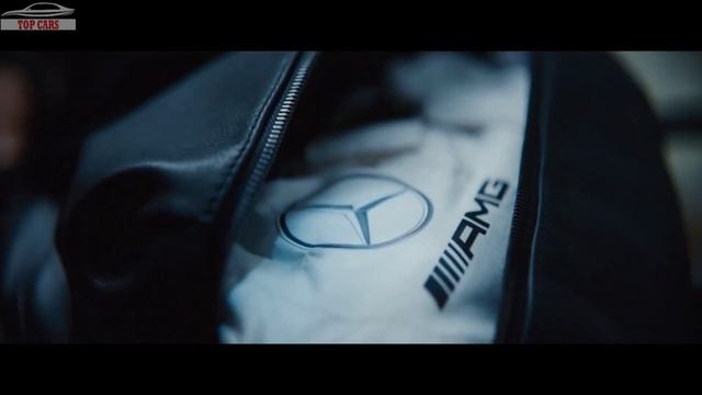 BUGATTI CHIRON vs MERCEDES-AMG PROJECT ONE - 1500HP vs 1000HP смотреть онлайн