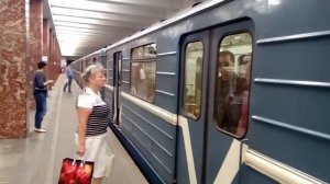 Метропоезд серии 81-717 /714 "Номерной" - Базовый, станция Каширская ЗЛ.