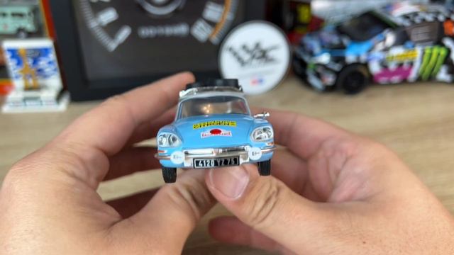 Unboxing Citroën ID 19 Break 1970 Altaya 1/43ème Collection « Véhicules d'Assistance Rallye » Nº 12 смотреть онлайн