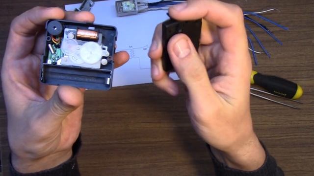 Будильник управляет бытовой техникой/отложенный старт./The clock controls the appliances. смотреть онлайн