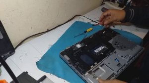 disassembly HP Probook 645 G2