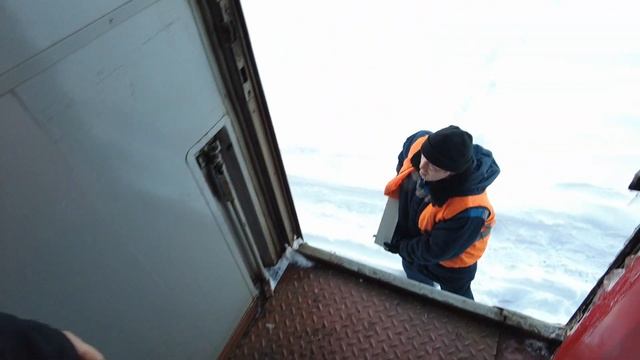 РЖД-Формируем состав Пермь-Новый Уренгой, возвращение проходящего Поезда 11/12 Москва-Новый-Уренго смотреть онлайн