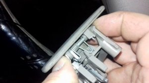 Ремонт ручки бардачка Чери Амулет. Chery Amulet