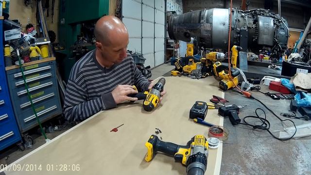 Fix your Dewalt 20V MAX Li tools!! Easy fix for intermittent problem. смотреть онлайн