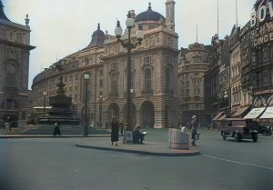 Цветной день в Лондоне 1930-х годов.