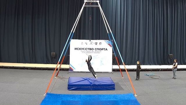 Показательные выступления "Искусство спорта" по воздушной гимнастике 2022 года